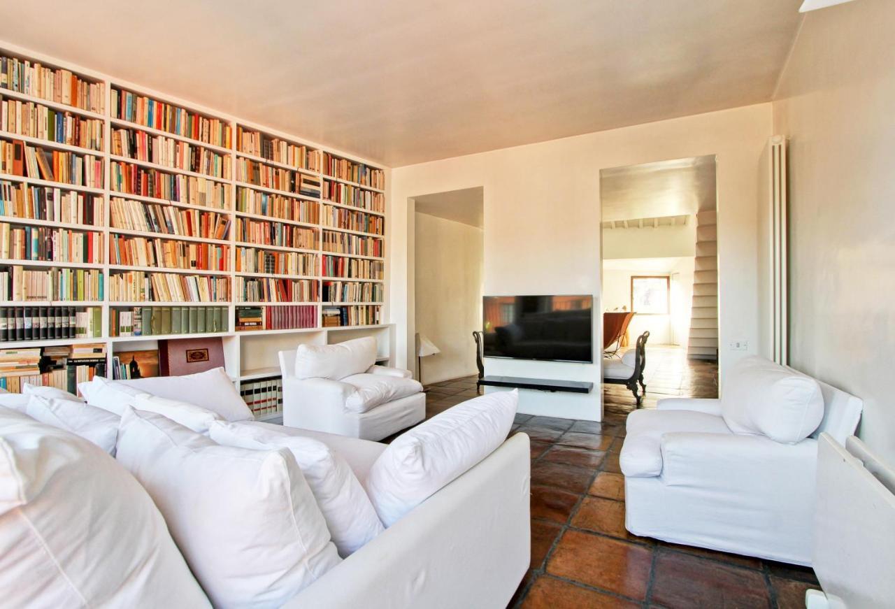 Luxury Art Apartment In Trastevere With Terrace ローマ エクステリア 写真