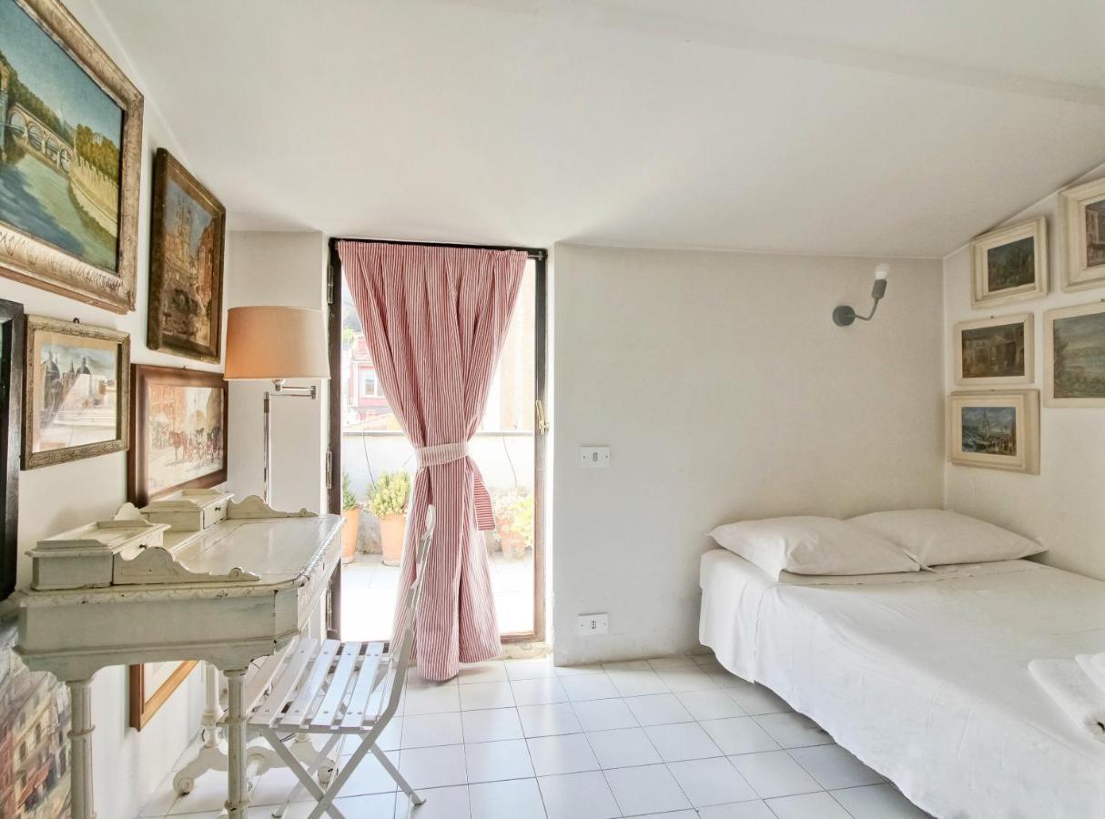 Luxury Art Apartment In Trastevere With Terrace ローマ エクステリア 写真